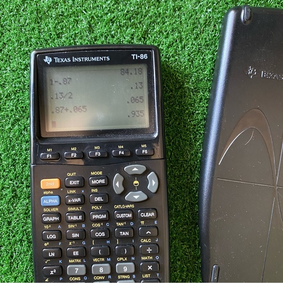 Texas Instruments TI-86 Calculator - Picture 4 of 5